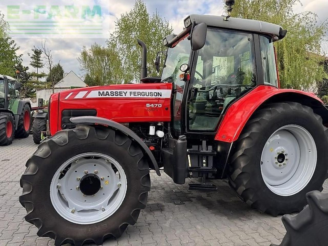 Трактор Massey Ferguson 5470 dyna-4: снимка 9