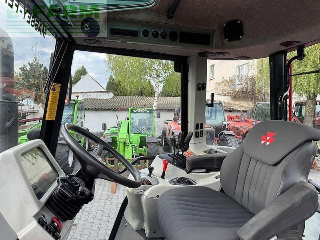 Трактор Massey Ferguson 5470 dyna-4: снимка 10