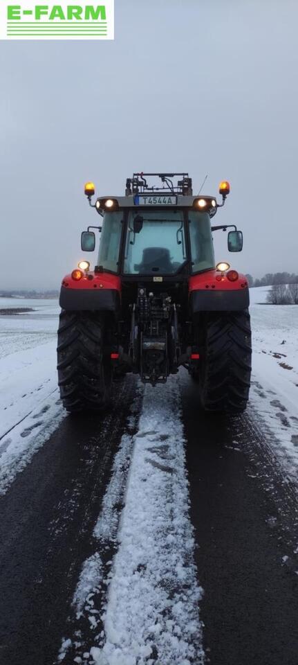 Трактор Massey Ferguson 5611 Dyna-4 EFFICIENT: снимка 7