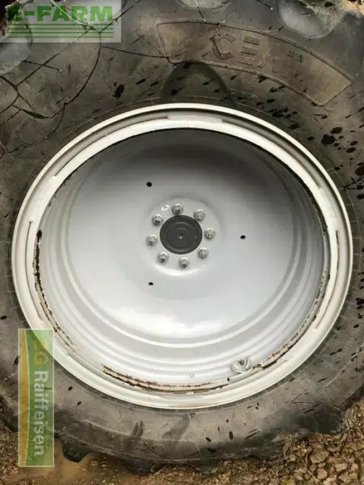 Massey Ferguson 5709 m - Трактор: снимка 3 Massey Ferguson 5709 m - Трактор: снимка 3