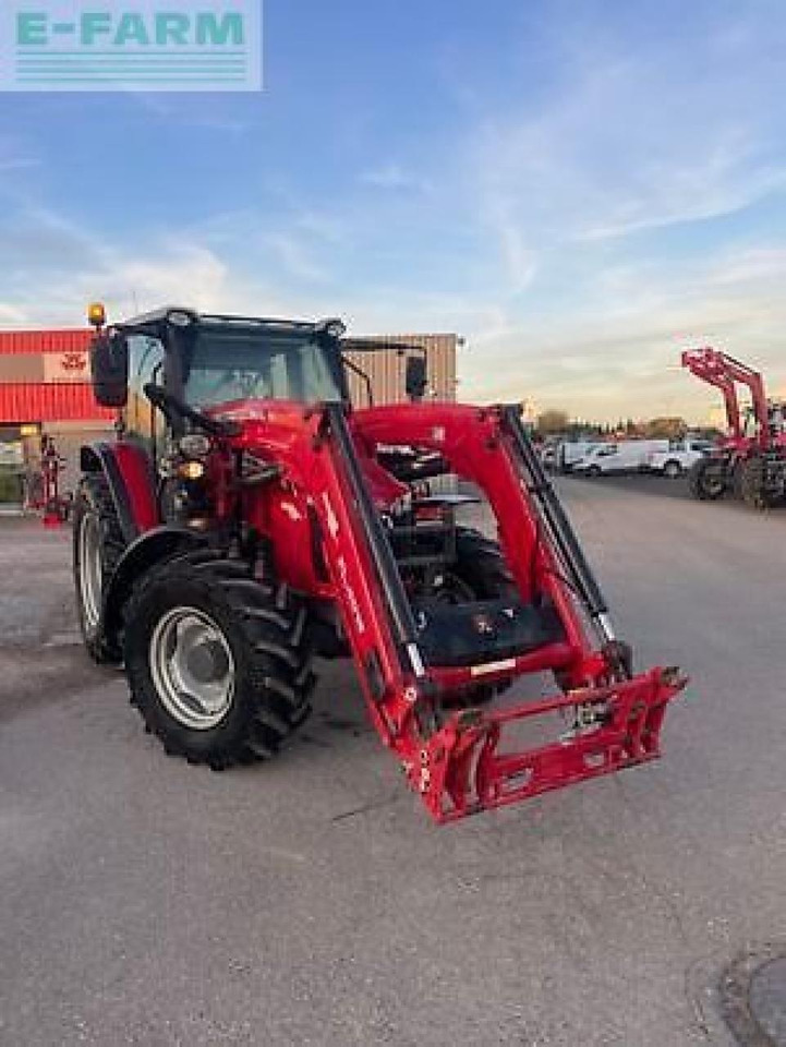 Massey Ferguson 5710 dyna4 - Трактор: снимка 5 Massey Ferguson 5710 dyna4 - Трактор: снимка 5