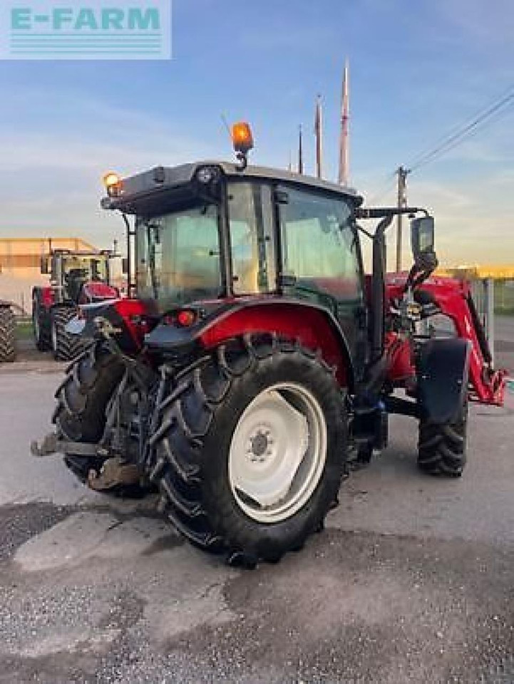 Massey Ferguson 5710 dyna4 - Трактор: снимка 2 Massey Ferguson 5710 dyna4 - Трактор: снимка 2