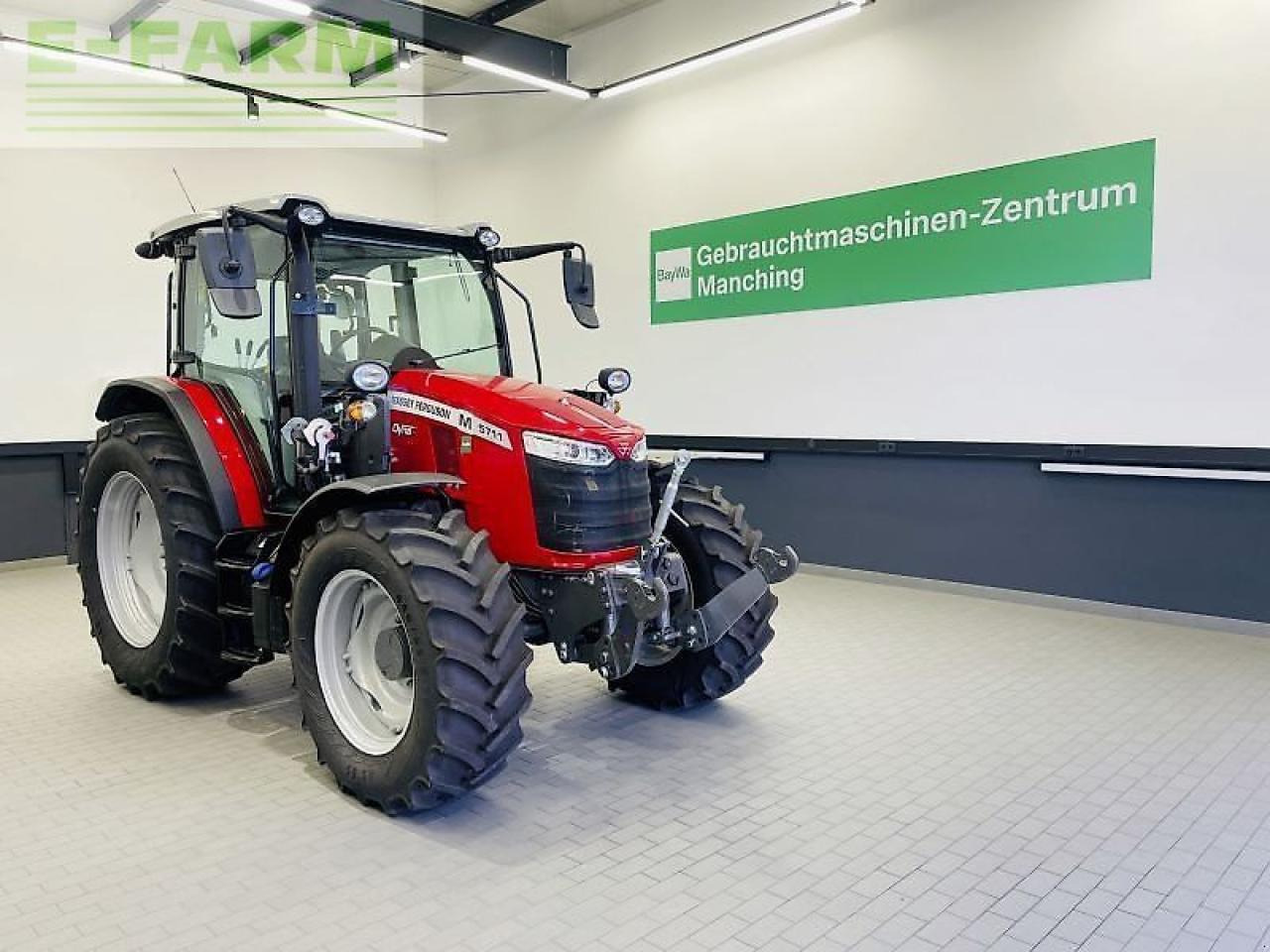 Massey Ferguson 5711 m - Трактор: снимка 1 Massey Ferguson 5711 m - Трактор: снимка 1