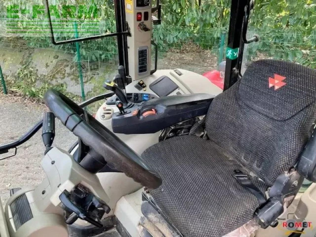 Massey Ferguson 5713 s d4 ef mr - Трактор: снимка 4 Massey Ferguson 5713 s d4 ef mr - Трактор: снимка 4