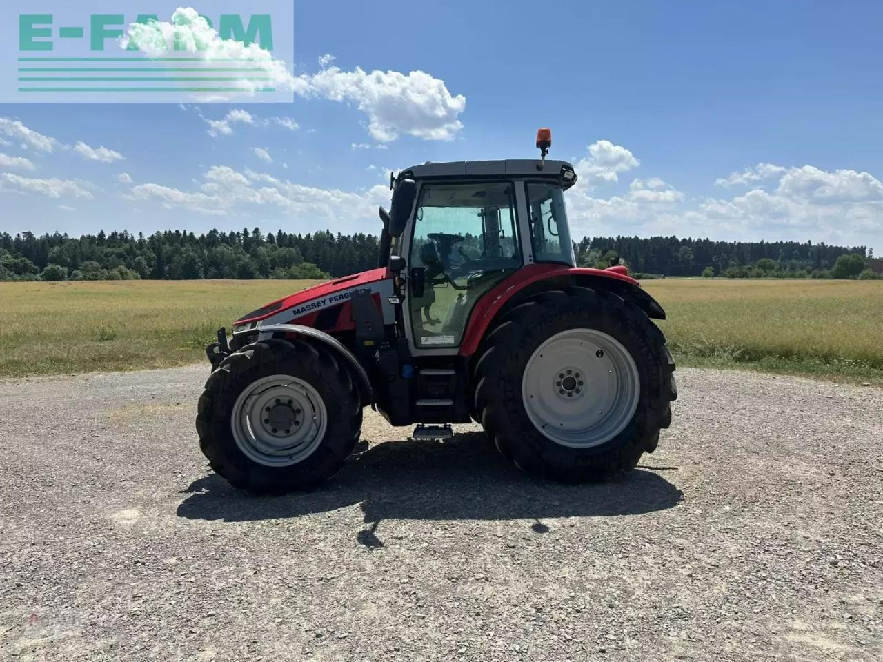 Massey Ferguson 5s.145 - Трактор: снимка 3 Massey Ferguson 5s.145 - Трактор: снимка 3