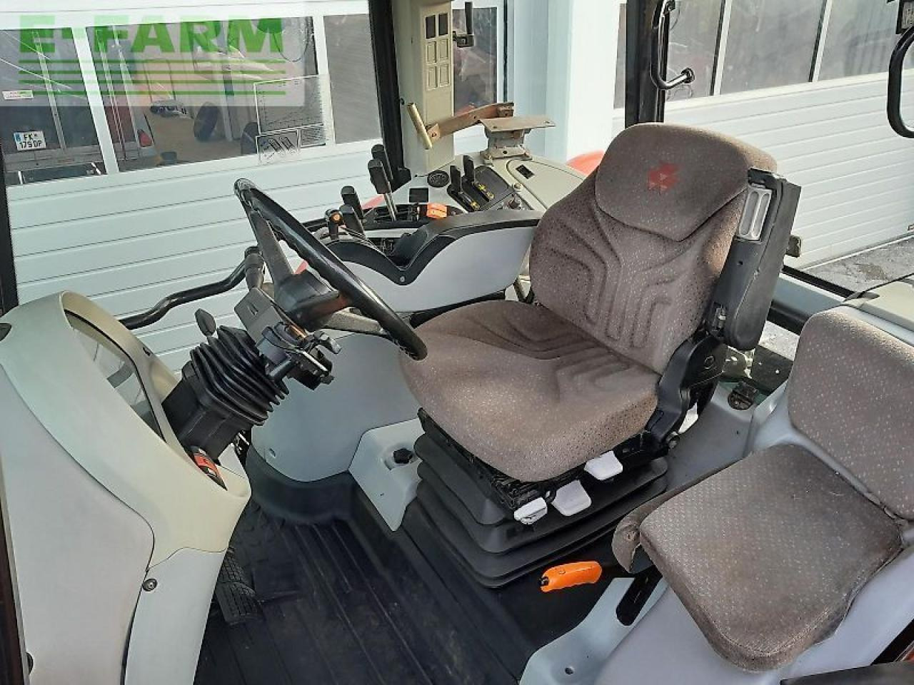 Трактор Massey Ferguson 6470-4: снимка 12