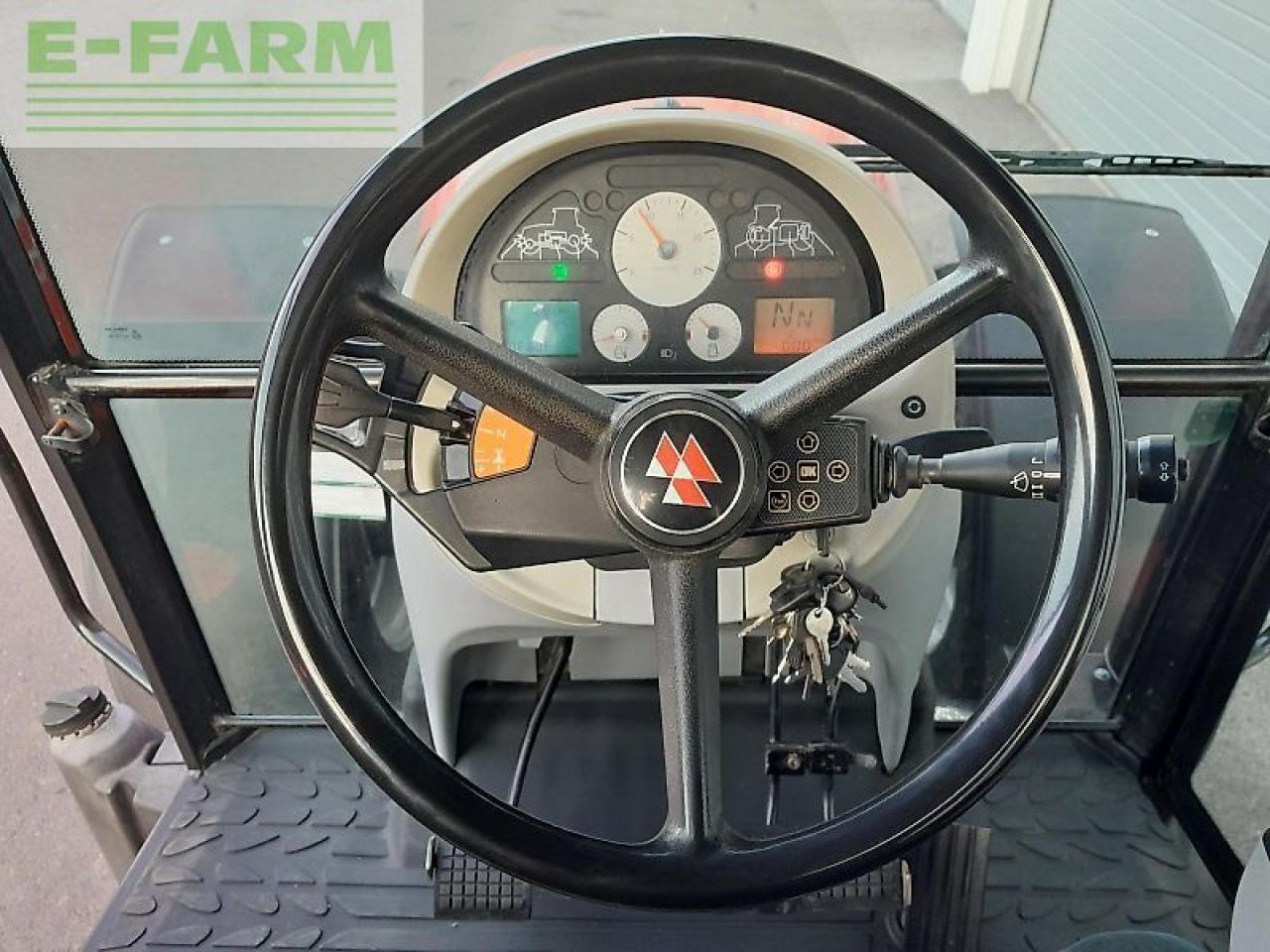 Трактор Massey Ferguson 6470-4: снимка 15