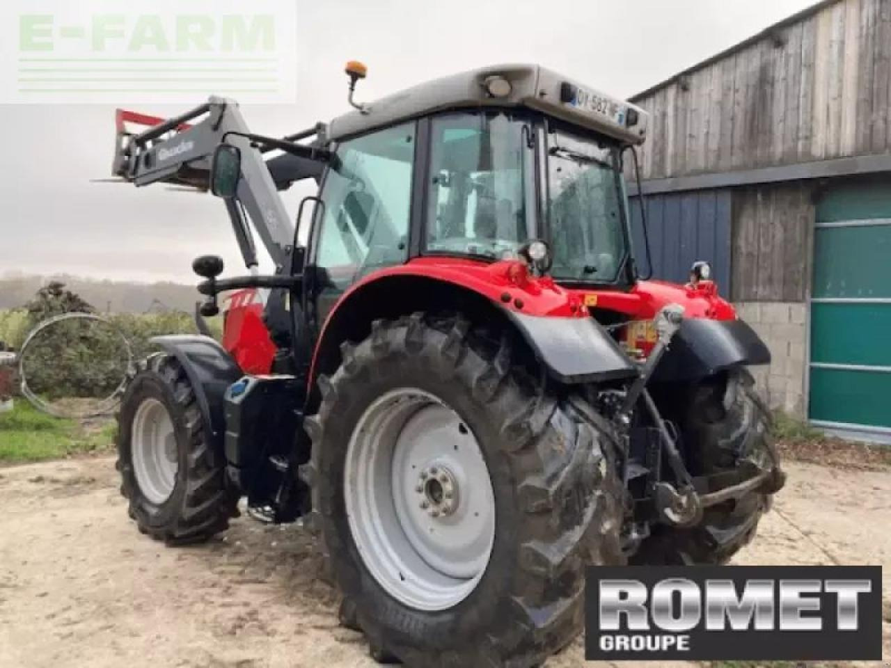 Massey Ferguson 6613 d6 ef Efficient - Трактор: снимка 4 Massey Ferguson 6613 d6 ef Efficient - Трактор: снимка 4