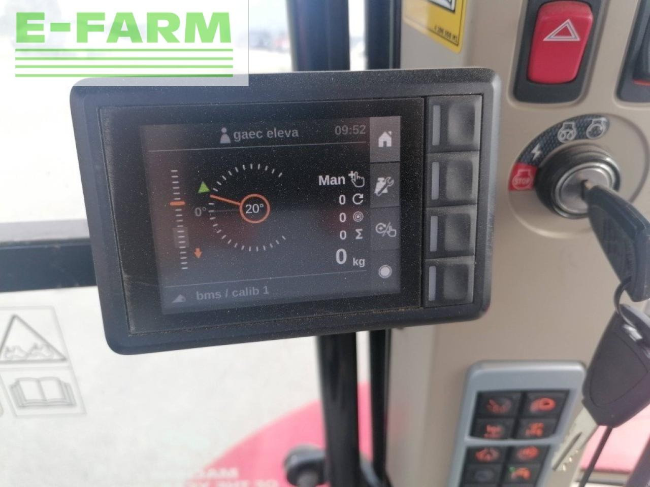 Трактор Massey Ferguson 6713 s: снимка 7