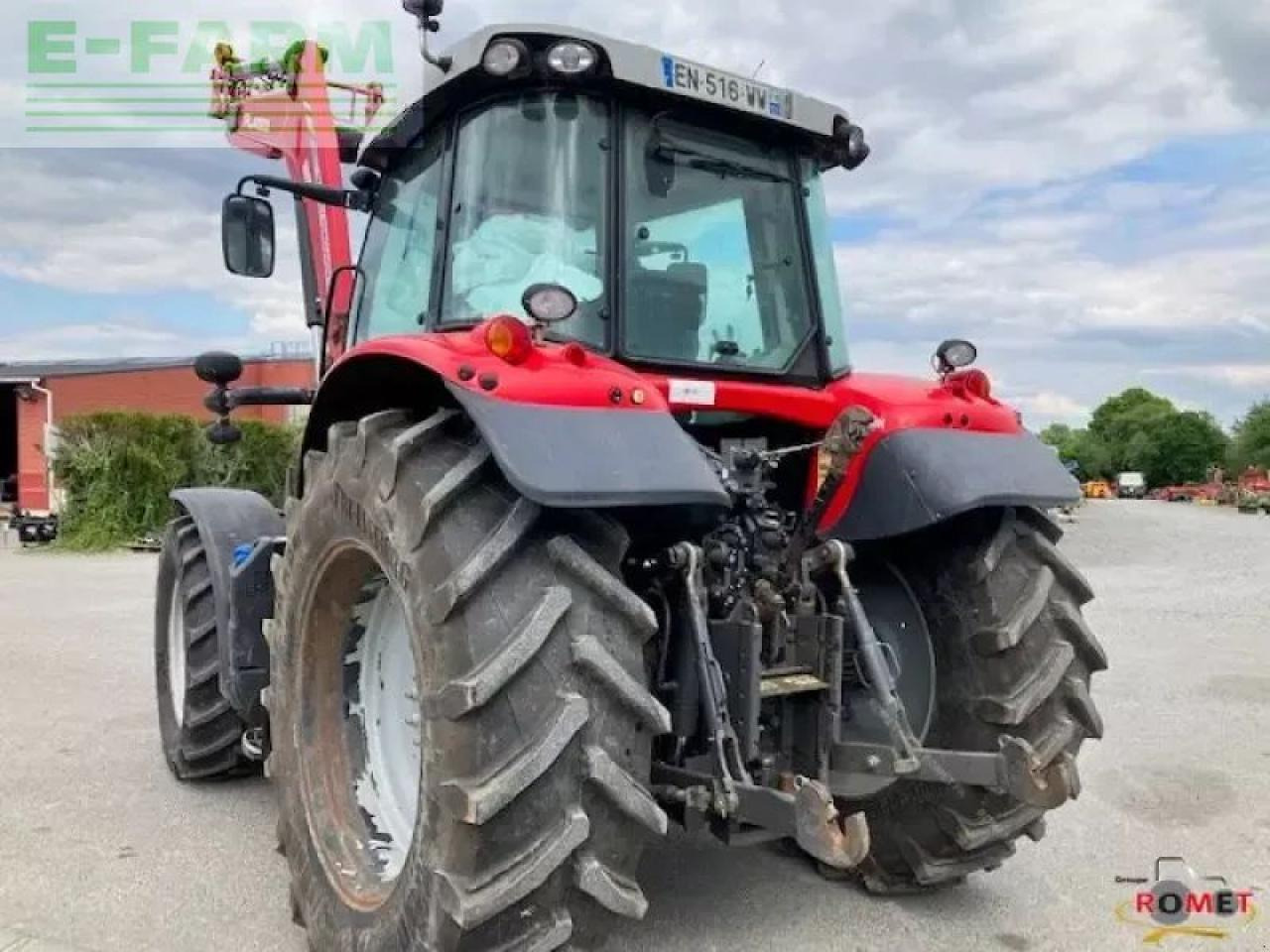 Massey Ferguson 6713 s d6 ef - Трактор: снимка 4 Massey Ferguson 6713 s d6 ef - Трактор: снимка 4
