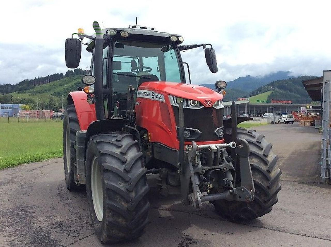 Massey Ferguson 6713s - Трактор: снимка 3 Massey Ferguson 6713s - Трактор: снимка 3