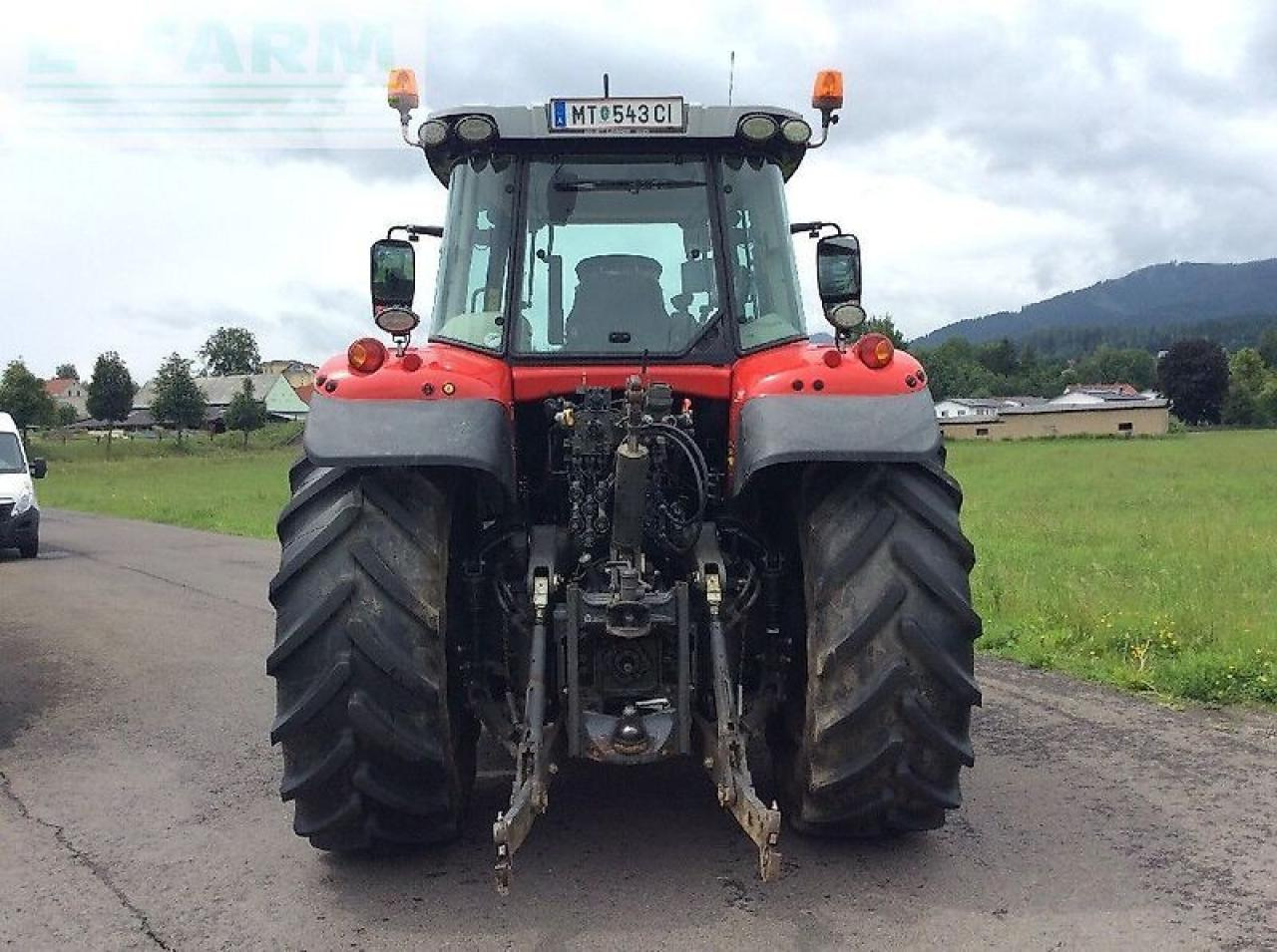 Massey Ferguson 6713s - Трактор: снимка 5 Massey Ferguson 6713s - Трактор: снимка 5