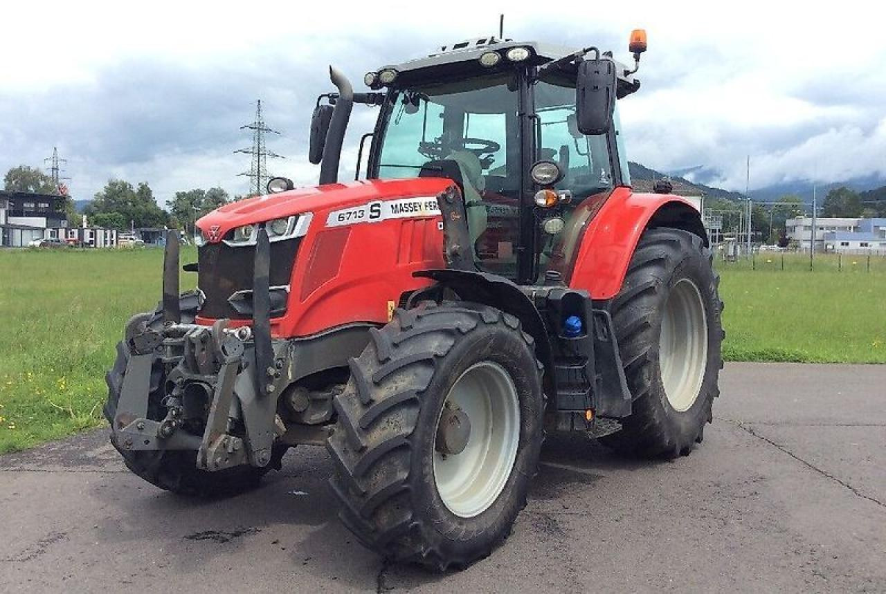 Massey Ferguson 6713s - Трактор: снимка 1 Massey Ferguson 6713s - Трактор: снимка 1