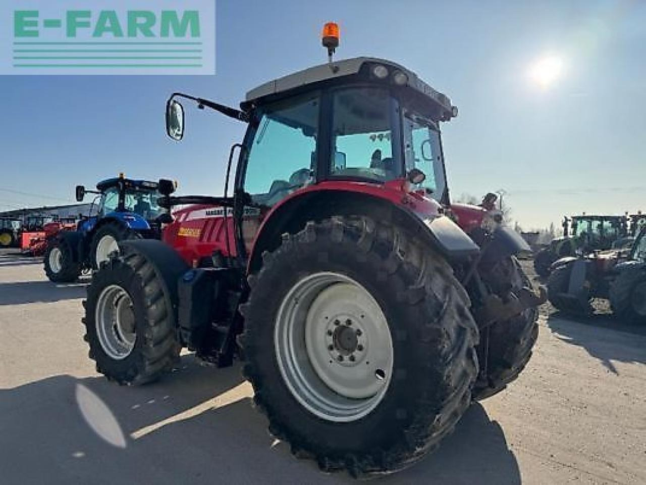 Massey Ferguson 6715 s dyna vt - Трактор: снимка 2 Massey Ferguson 6715 s dyna vt - Трактор: снимка 2