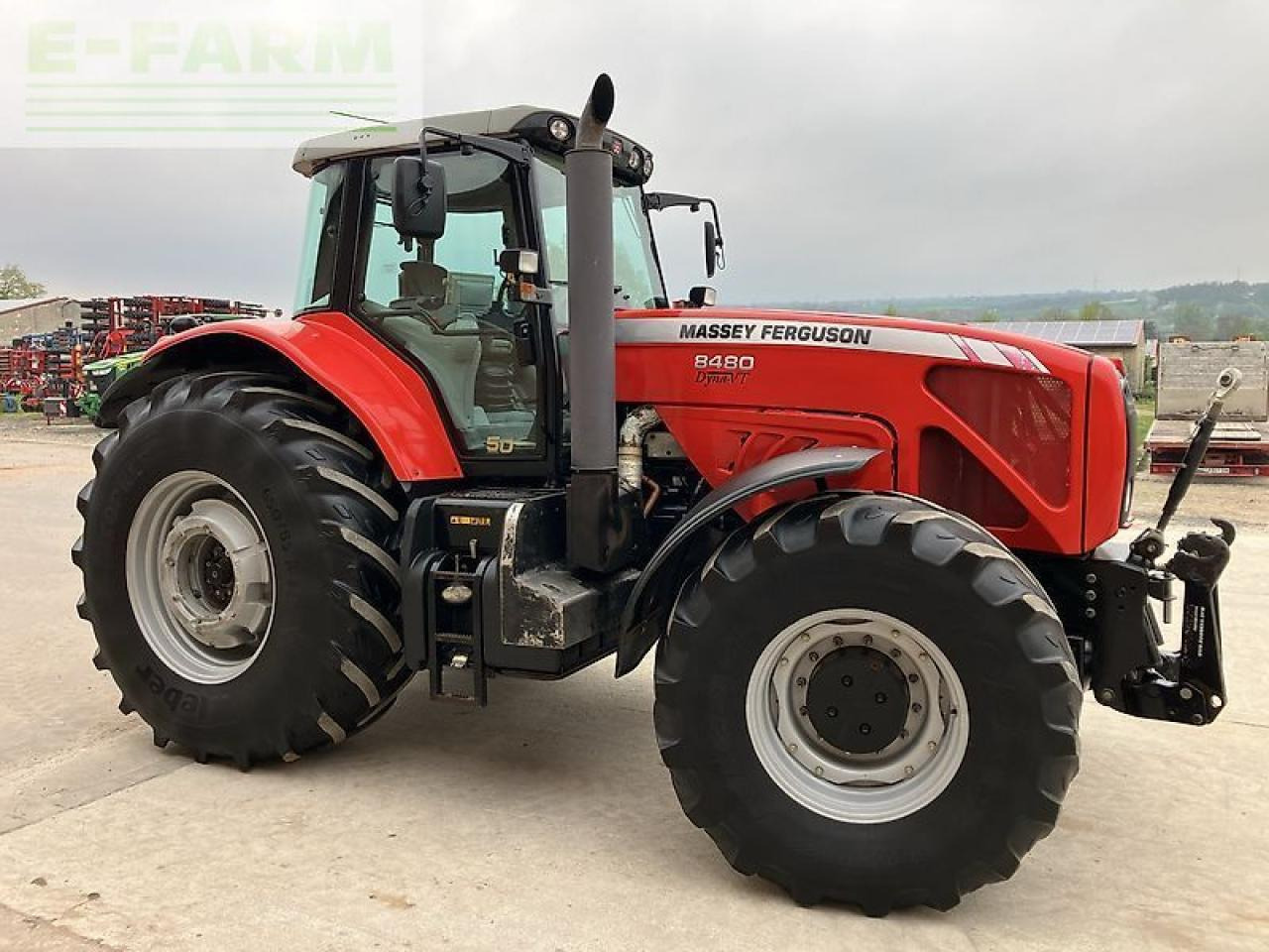 Massey Ferguson 8480 dyna vt - Трактор: снимка 3 Massey Ferguson 8480 dyna vt - Трактор: снимка 3