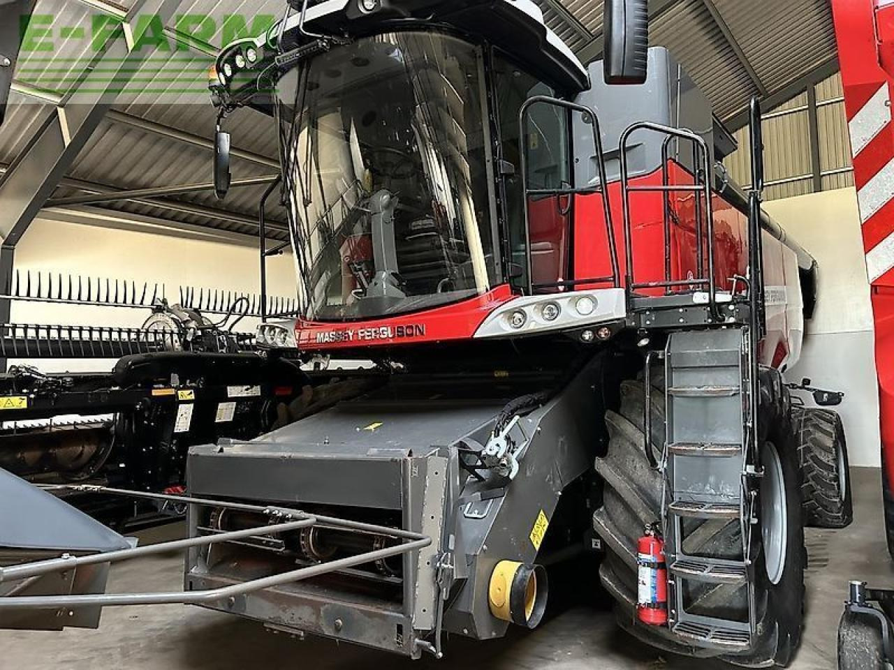 Massey Ferguson 9380 delta - Зърнокомбайн: снимка 3 Massey Ferguson 9380 delta - Зърнокомбайн: снимка 3