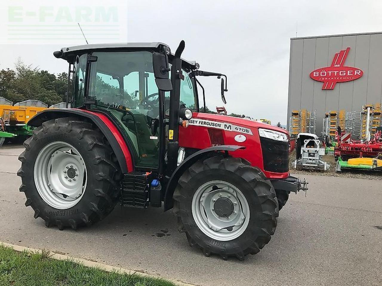 Massey Ferguson mf 4708 m - Трактор: снимка 4 Massey Ferguson mf 4708 m - Трактор: снимка 4