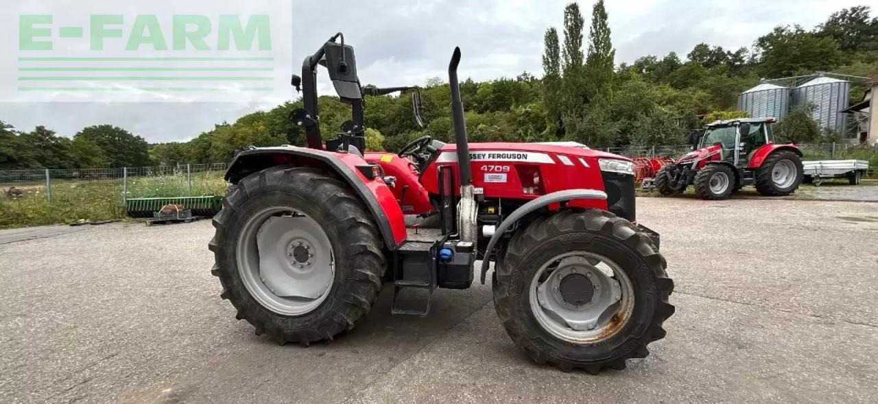Massey Ferguson mf 4709 - Трактор: снимка 3 Massey Ferguson mf 4709 - Трактор: снимка 3