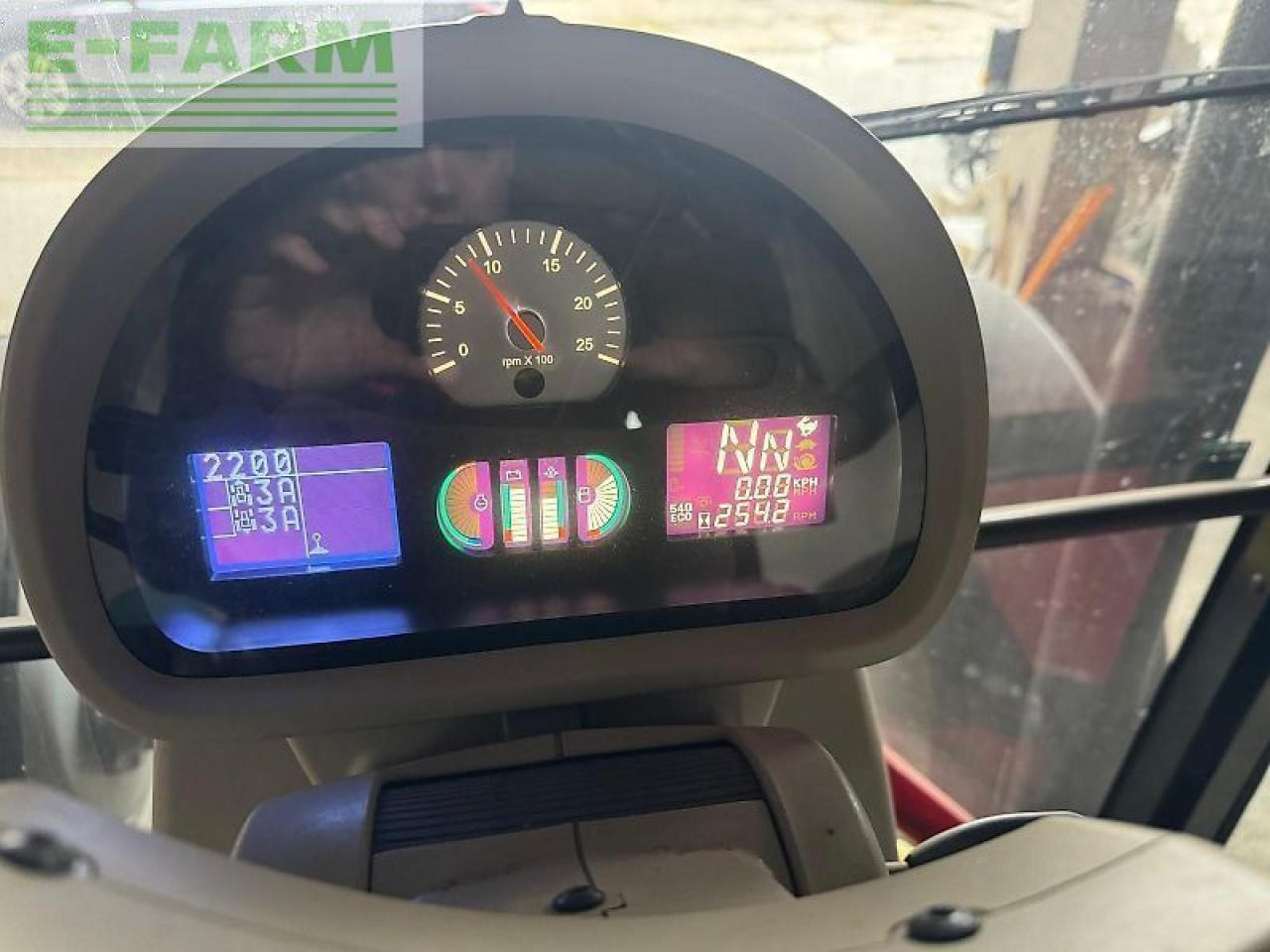 Massey Ferguson mf 5609 dyna-4 essential Essential - Трактор: снимка 5 Massey Ferguson mf 5609 dyna-4 essential Essential - Трактор: снимка 5