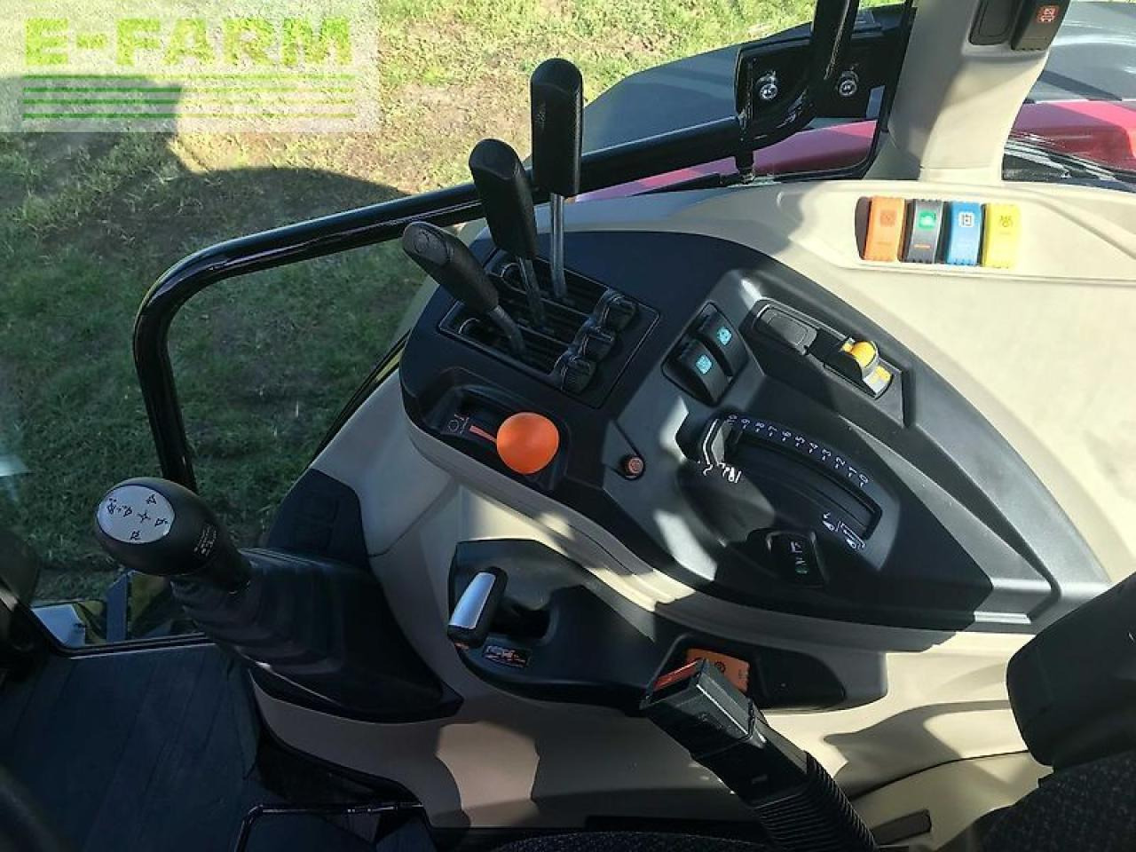 Трактор Massey Ferguson mf 5709 m dyna-4: снимка 10