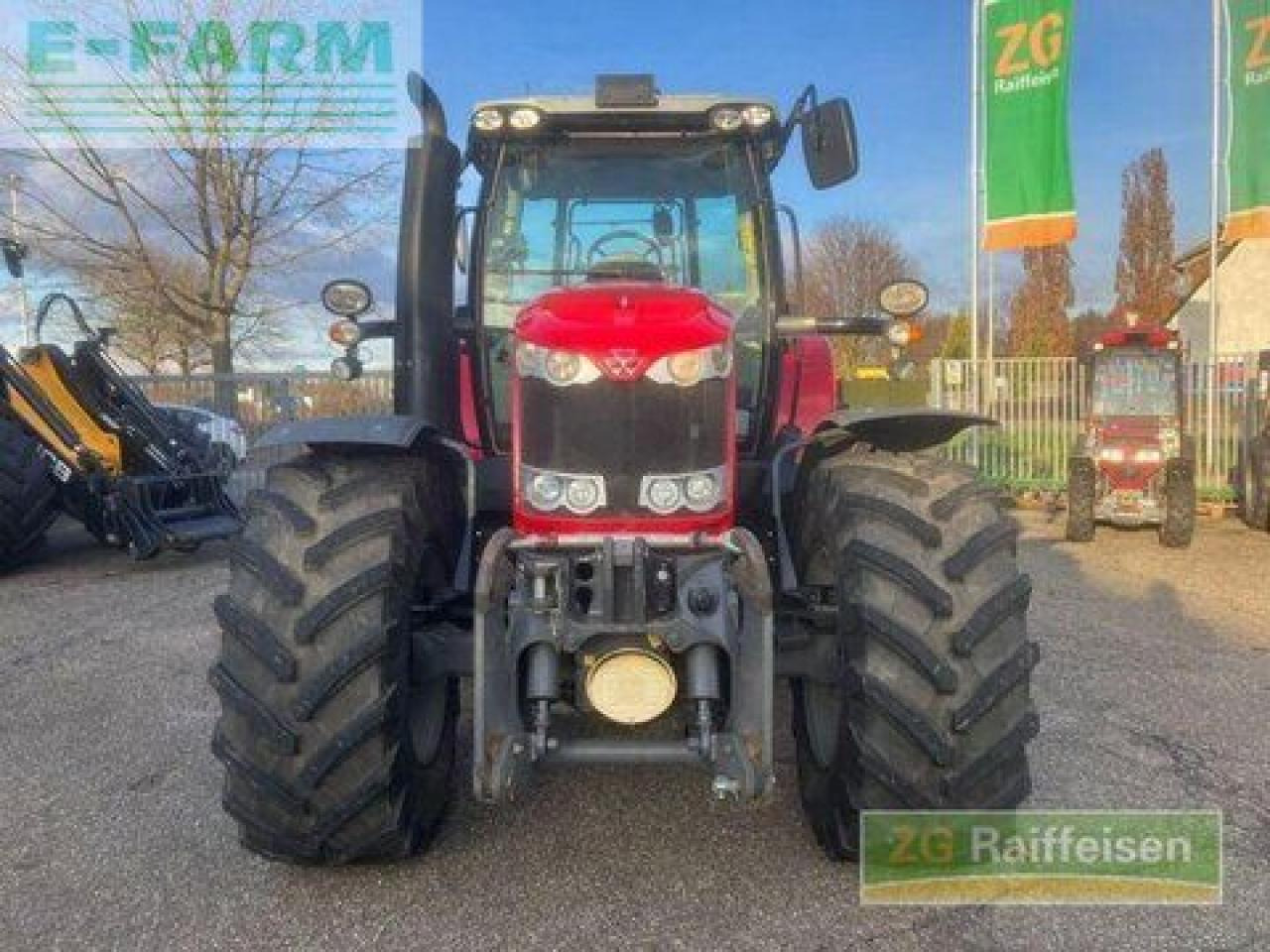Massey Ferguson mf 6716 s dyna - Трактор: снимка 2 Massey Ferguson mf 6716 s dyna - Трактор: снимка 2