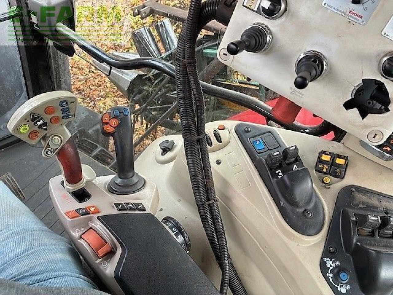 Massey Ferguson mf 7718 dyna vt exclusive Exclusive - Трактор: снимка 4 Massey Ferguson mf 7718 dyna vt exclusive Exclusive - Трактор: снимка 4