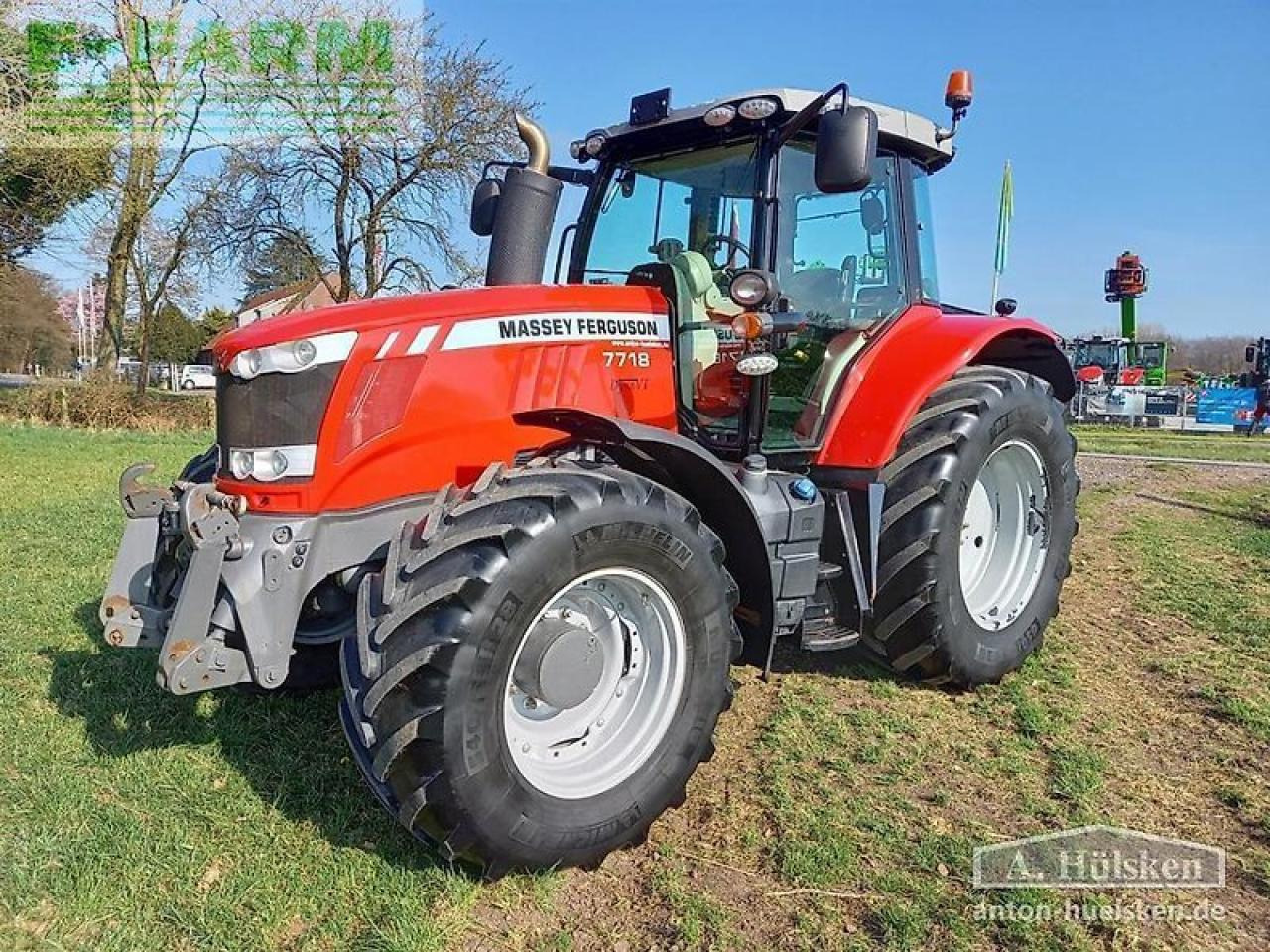 Massey Ferguson mf 7718 dyna-vt exclusive Exclusive - Трактор: снимка 3 Massey Ferguson mf 7718 dyna-vt exclusive Exclusive - Трактор: снимка 3