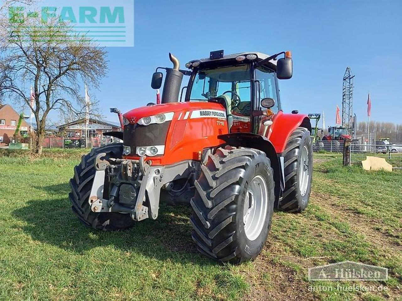 Massey Ferguson mf 7718 dyna-vt exclusive Exclusive - Трактор: снимка 1 Massey Ferguson mf 7718 dyna-vt exclusive Exclusive - Трактор: снимка 1