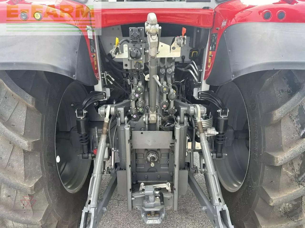 Трактор Massey Ferguson mf 7s.155: снимка 9 Трактор Massey Ferguson mf 7s.155: снимка 9