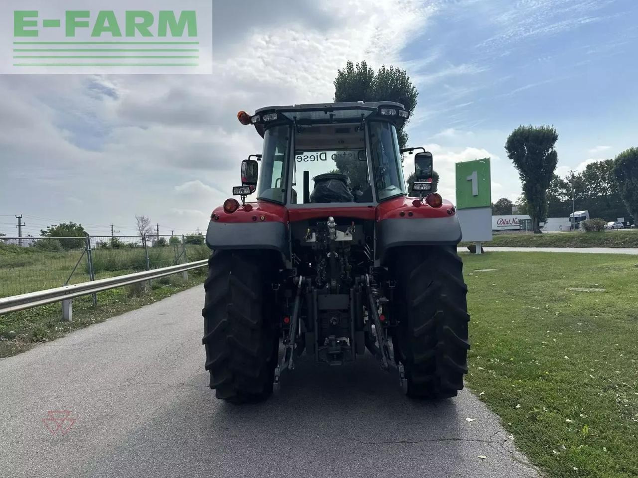 Трактор Massey Ferguson mf 7s.155: снимка 8 Трактор Massey Ferguson mf 7s.155: снимка 8
