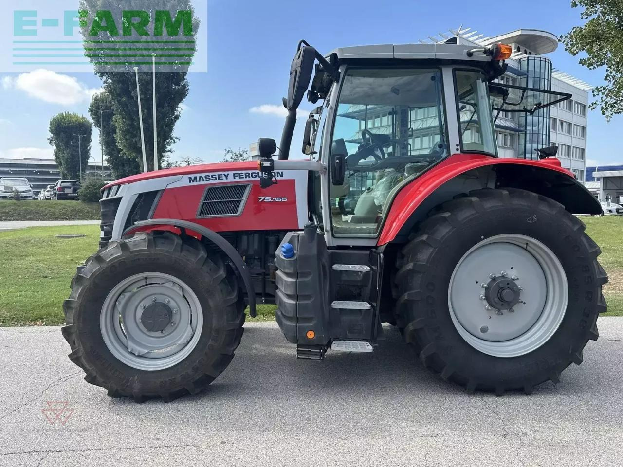 Трактор Massey Ferguson mf 7s.155: снимка 6 Трактор Massey Ferguson mf 7s.155: снимка 6