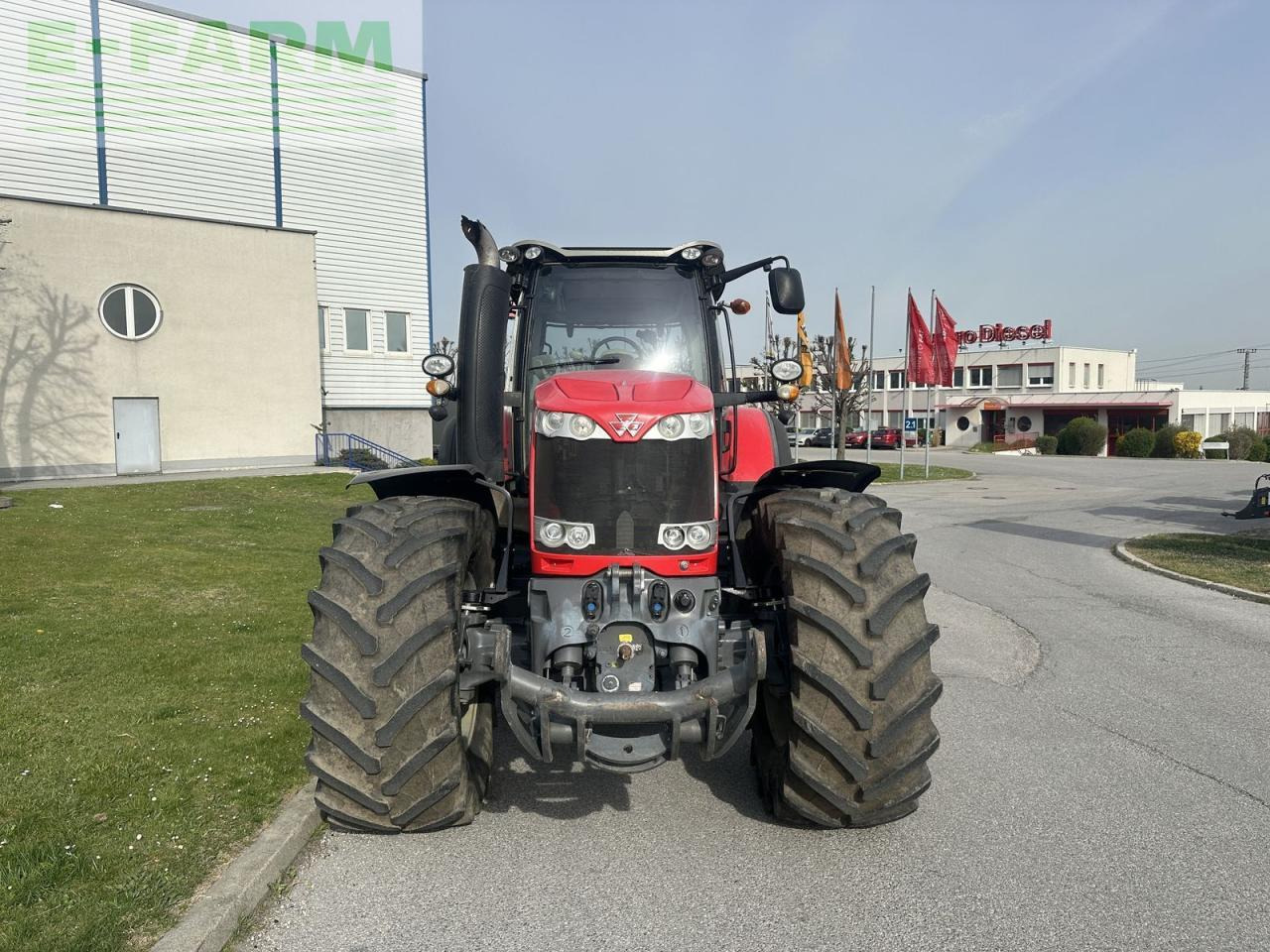 Massey Ferguson mf 8737 - Трактор: снимка 3 Massey Ferguson mf 8737 - Трактор: снимка 3