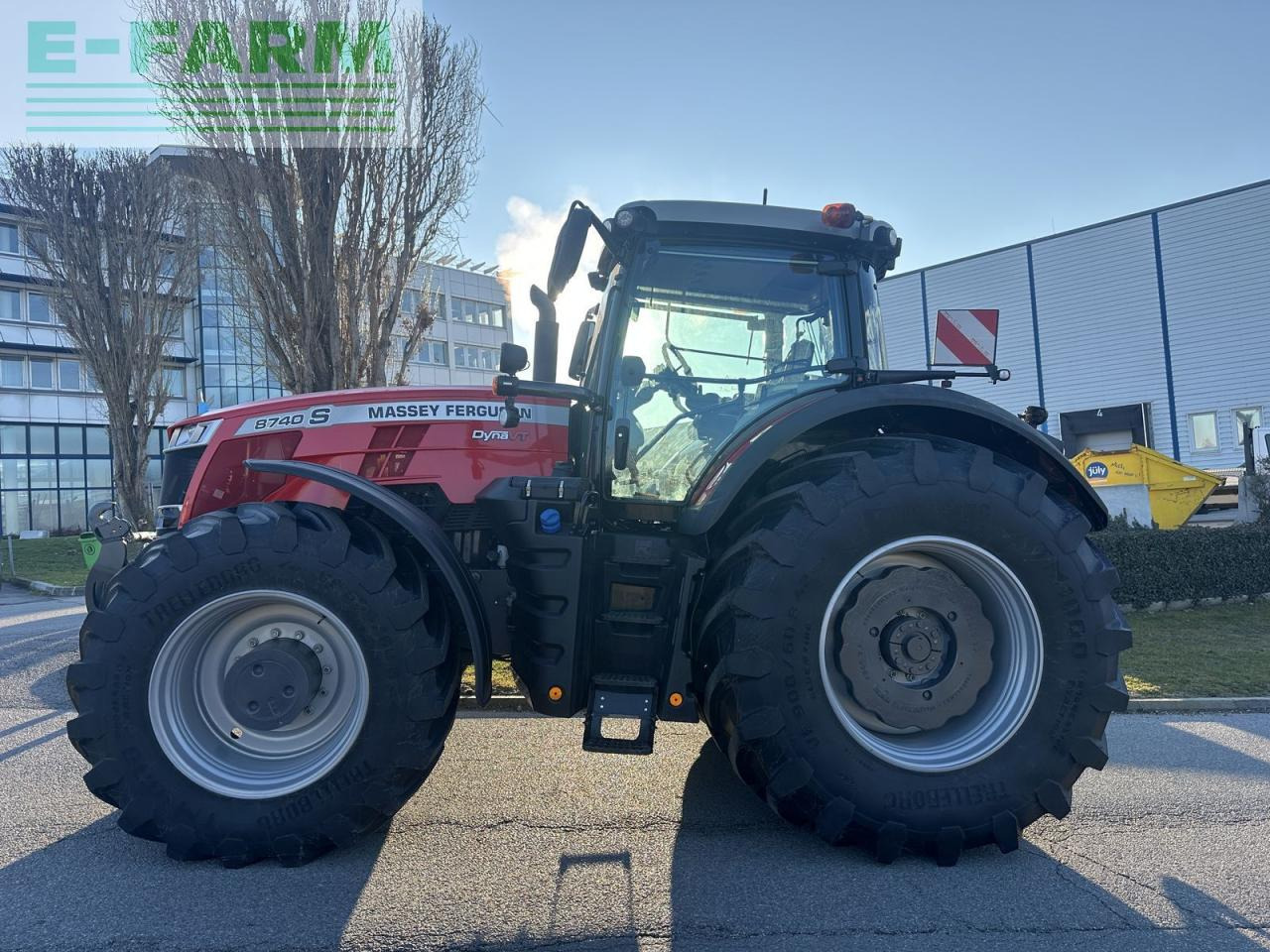 Massey Ferguson mf 8740 s (stage v) - Трактор: снимка 4 Massey Ferguson mf 8740 s (stage v) - Трактор: снимка 4