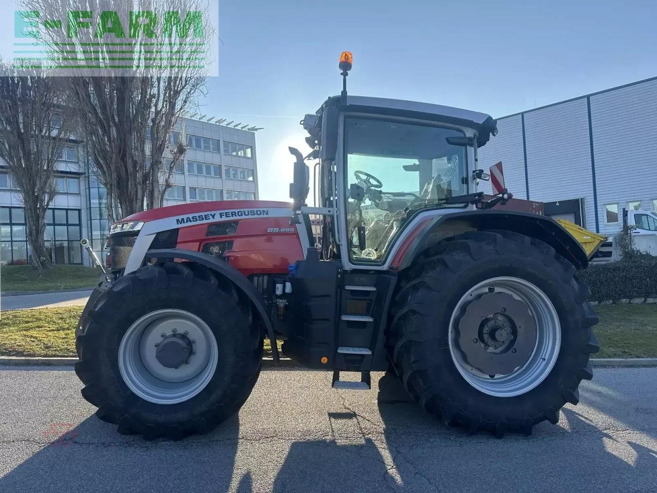 Massey Ferguson mf 8s.265 - Трактор: снимка 3 Massey Ferguson mf 8s.265 - Трактор: снимка 3