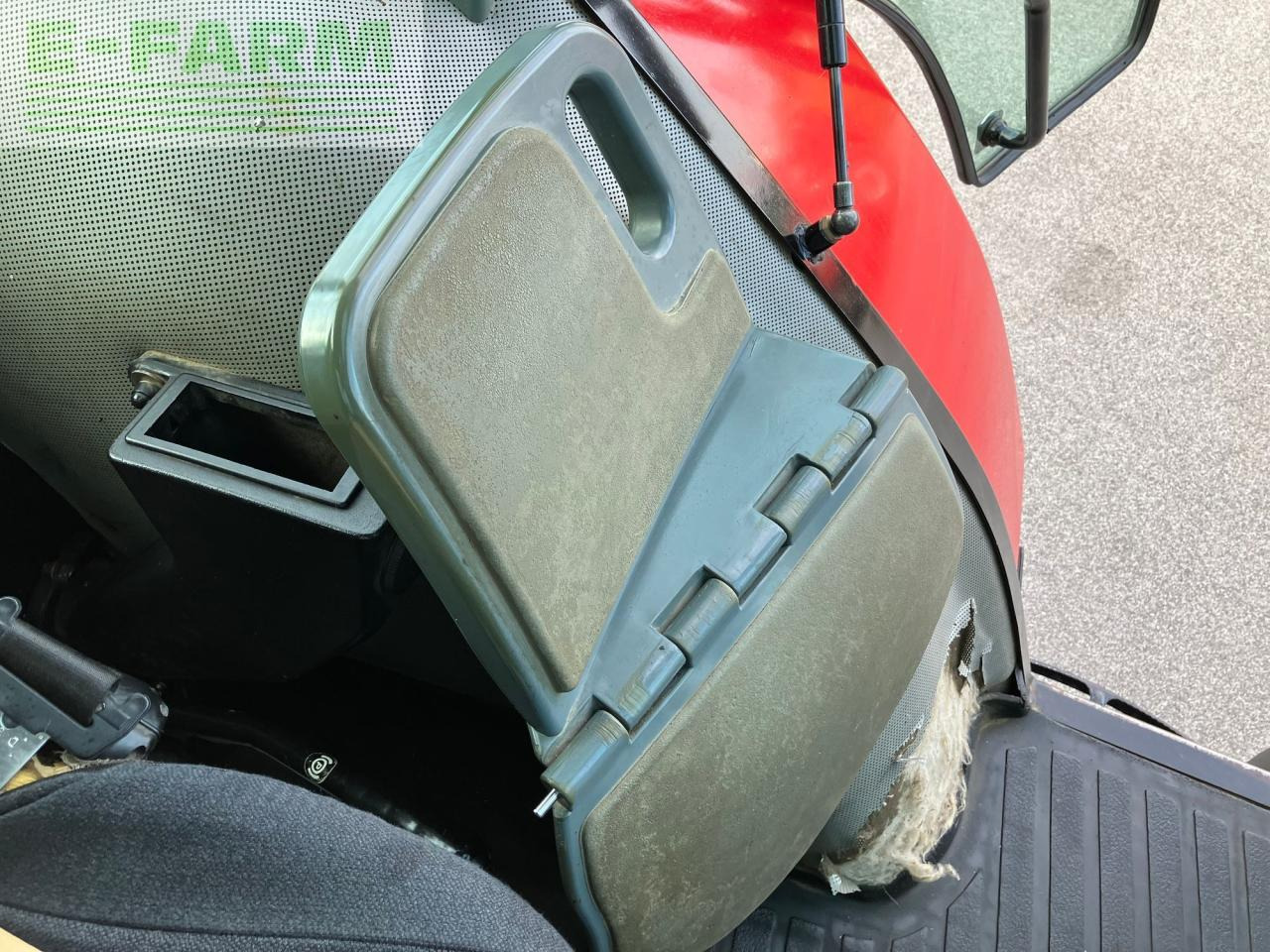 Трактор McCormick CX 75: снимка 39