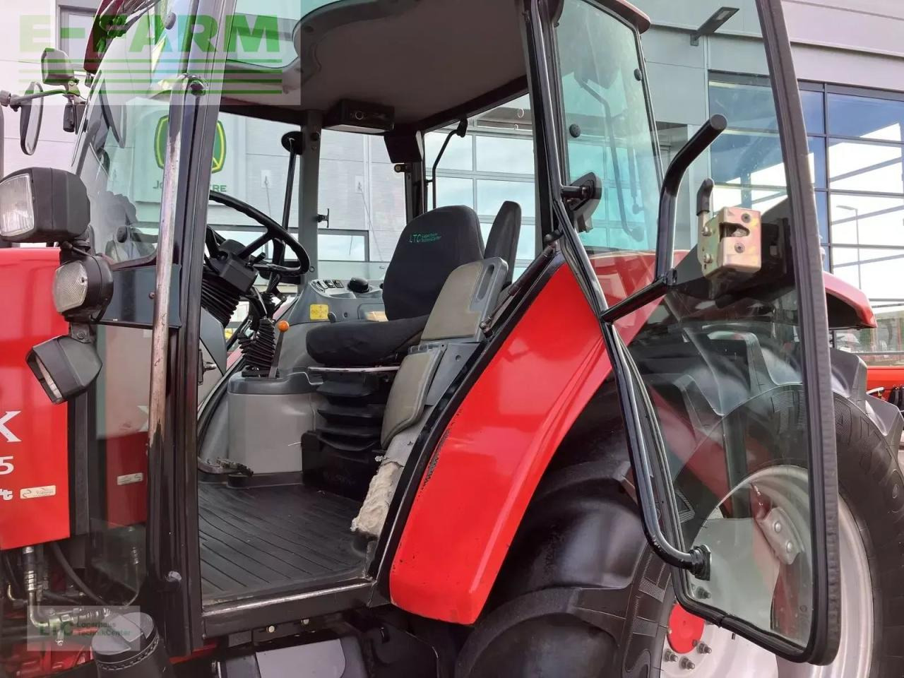 McCormick cx 75 - Трактор: снимка 5 McCormick cx 75 - Трактор: снимка 5