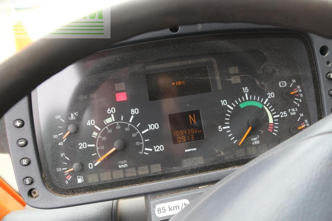 Снегорин Mercedes-Benz unimog u 400: снимка 7 Снегорин Mercedes-Benz unimog u 400: снимка 7