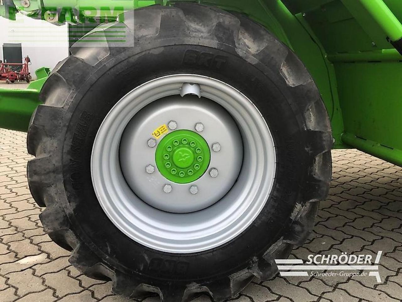 Телескопичен товарач Merlo p 40.17: снимка 11
