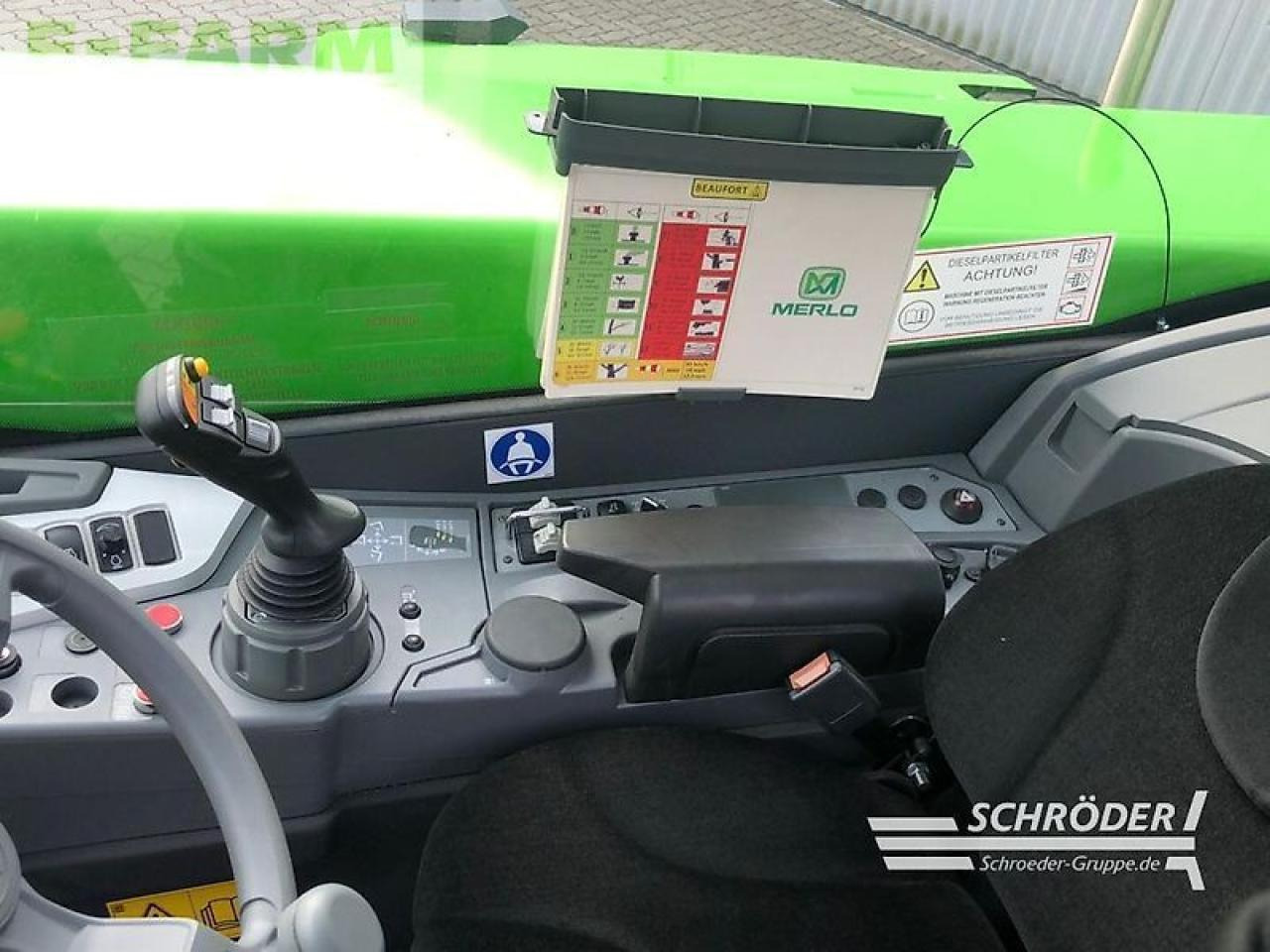 Телескопичен товарач Merlo p 40.17: снимка 13