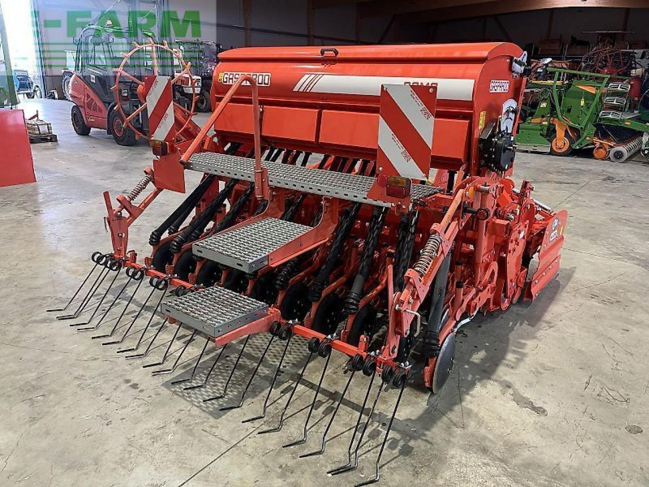 Mustang maschio / gaspardo säkombination dc + dama 250 - Сеялка: снимка 3 Mustang maschio / gaspardo säkombination dc + dama 250 - Сеялка: снимка 3