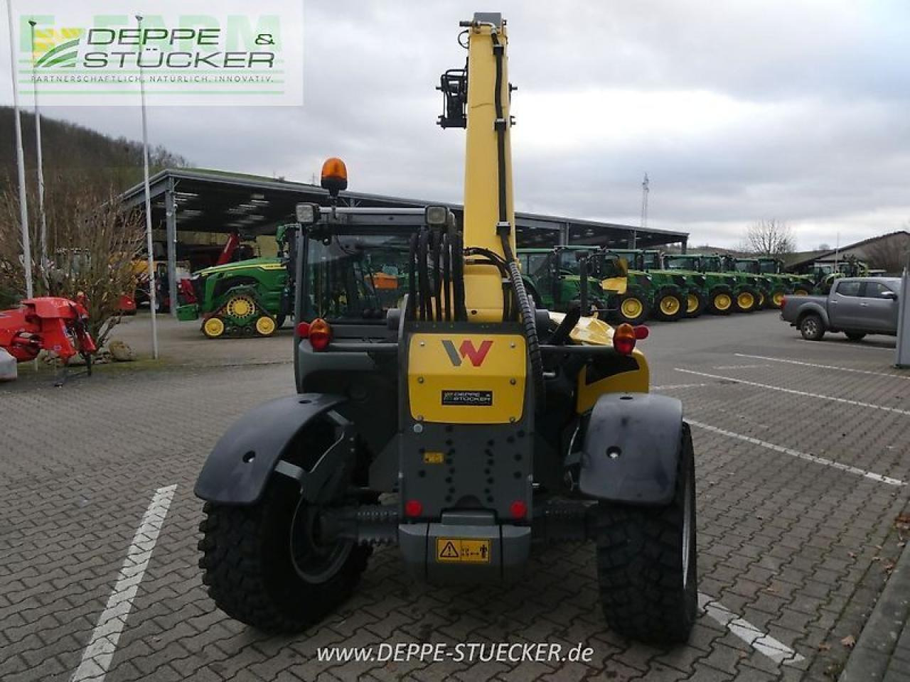 Телескопичен товарач Neuson th 627: снимка 6