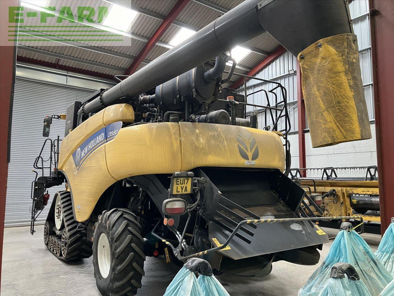 New Holland CR 9.80 - Зърнокомбайн: снимка 4 New Holland CR 9.80 - Зърнокомбайн: снимка 4