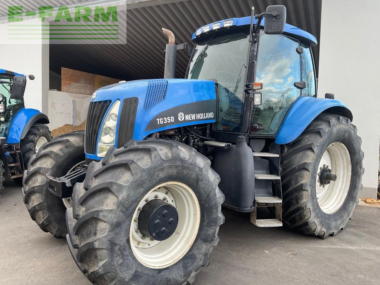New Holland TG 285 - Трактор: снимка 1 New Holland TG 285 - Трактор: снимка 1