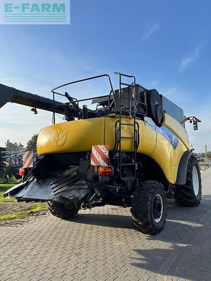 New Holland cr 9070 - Зърнокомбайн: снимка 5 New Holland cr 9070 - Зърнокомбайн: снимка 5