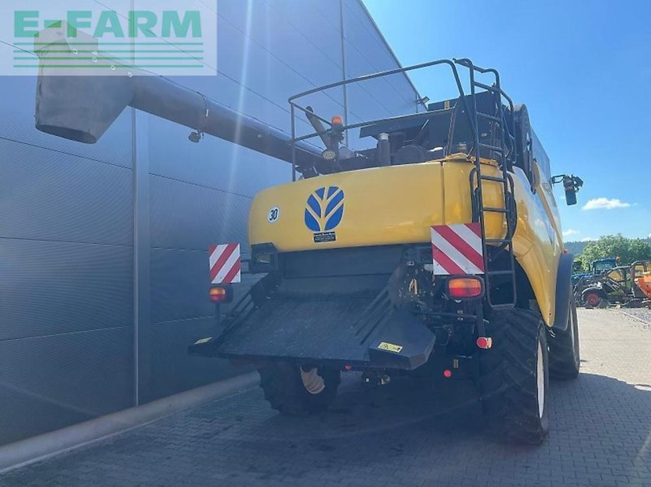 New Holland cr 9070 elevation - Зърнокомбайн: снимка 5 New Holland cr 9070 elevation - Зърнокомбайн: снимка 5