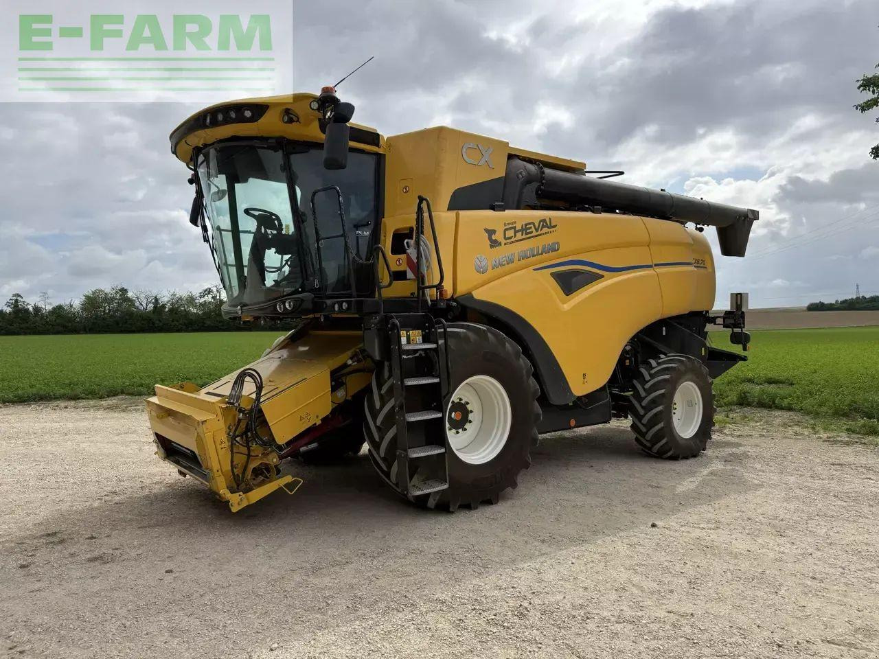 New Holland cx 8.70 - Зърнокомбайн: снимка 1 New Holland cx 8.70 - Зърнокомбайн: снимка 1