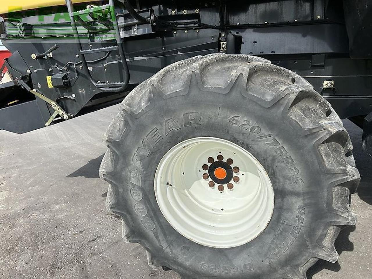 Зърнокомбайн New Holland cx 8090: снимка 9