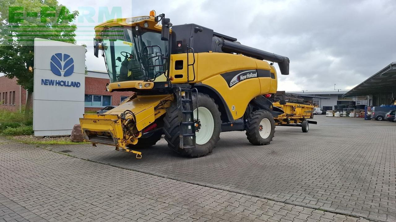New Holland cx 860 / cx860 4x4 allrad - Зърнокомбайн: снимка 1 New Holland cx 860 / cx860 4x4 allrad - Зърнокомбайн: снимка 1
