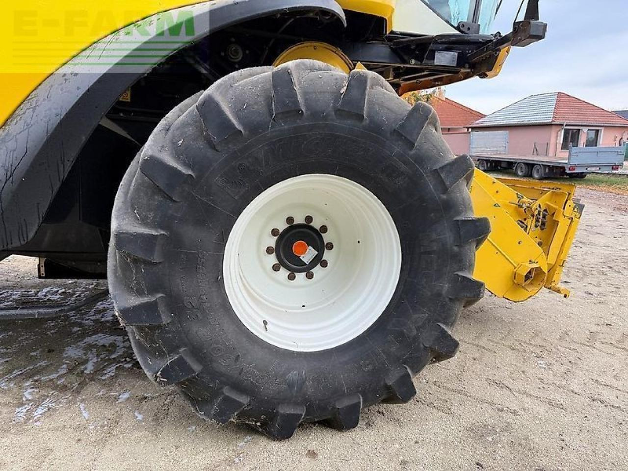 Зърнокомбайн New Holland cx8070 (cx8060,cx8080): снимка 20 Зърнокомбайн New Holland cx8070 (cx8060,cx8080): снимка 20