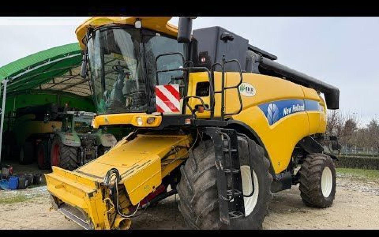 Зърнокомбайн New Holland cx8070 (cx8060,cx8080): снимка 40 Зърнокомбайн New Holland cx8070 (cx8060,cx8080): снимка 40